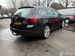 Opel Astra - 1.4 Turbo Sport