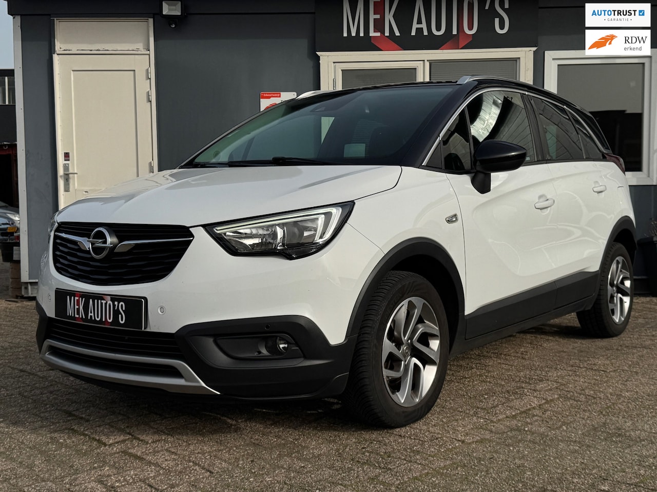 Opel Crossland X - 1.2 Turbo Innovation|Lane|Navi|Trekhaak|Cruise| - AutoWereld.nl