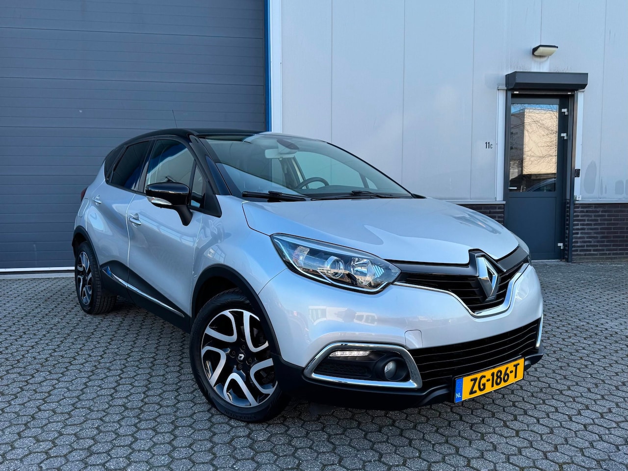 Renault Captur - 1.2 TCe Dynamique | Camera | Automaat | Parkeersensoren | Clima | Navi | All Seasons | - AutoWereld.nl