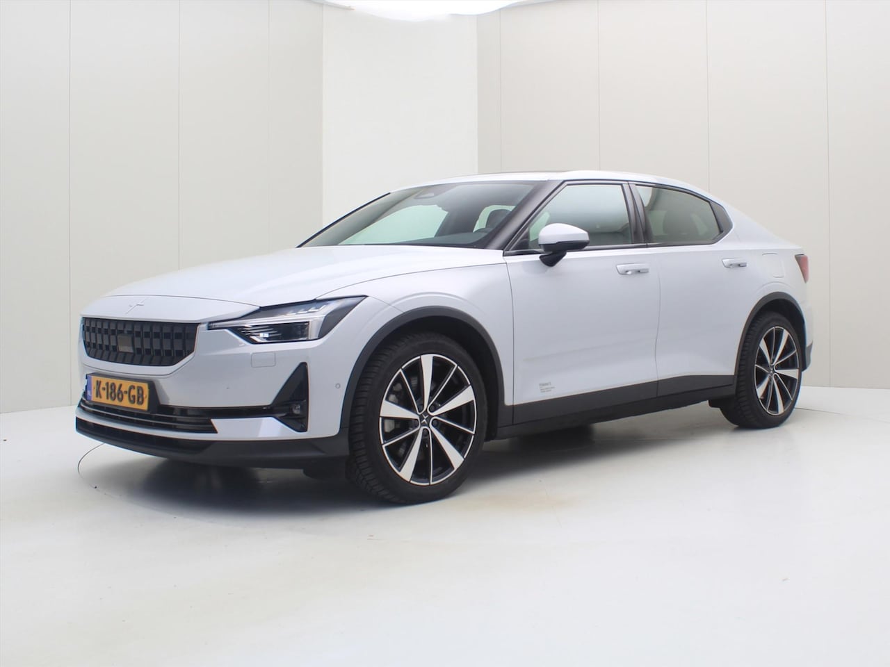 Polestar 2 - Long Range Dual Motor 408PK 78kWh [ TREKHAAK+PILOT PLUS+19 INCH+CARPLAY+CAMERA ] - AutoWereld.nl