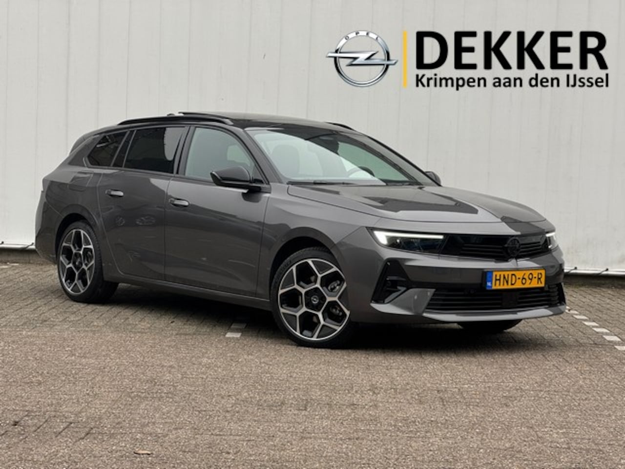 Opel Astra Sports Tourer - 1.2 Turbo Hybrid GS met Schuifdak, 360-Camera, Alcantara, Winterpakket - AutoWereld.nl