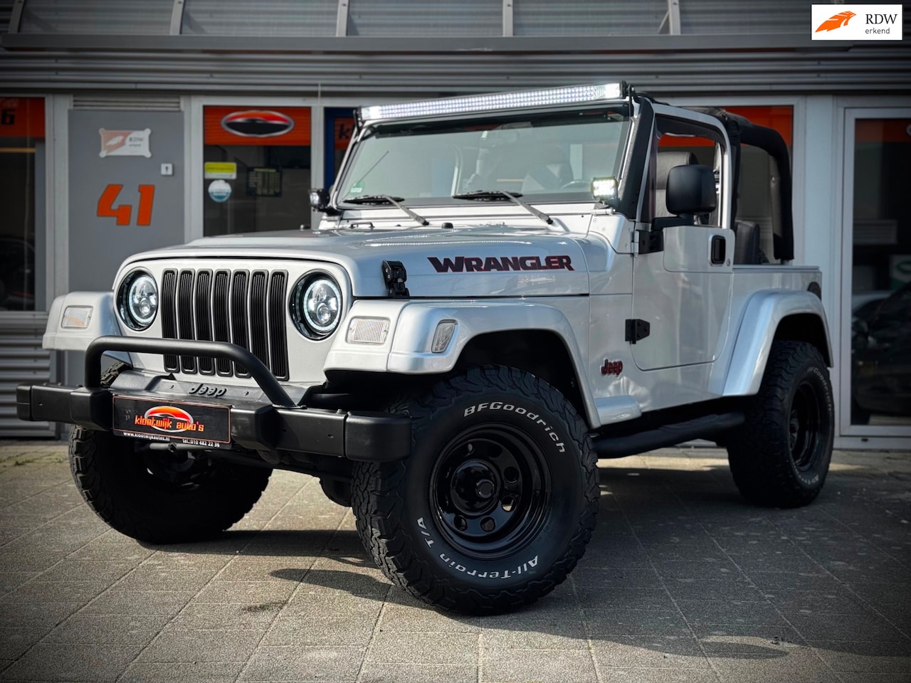 Jeep Wrangler - TJ 4.0i Automaat Airco CarPlay LED 4WD *UNIEK* - AutoWereld.nl