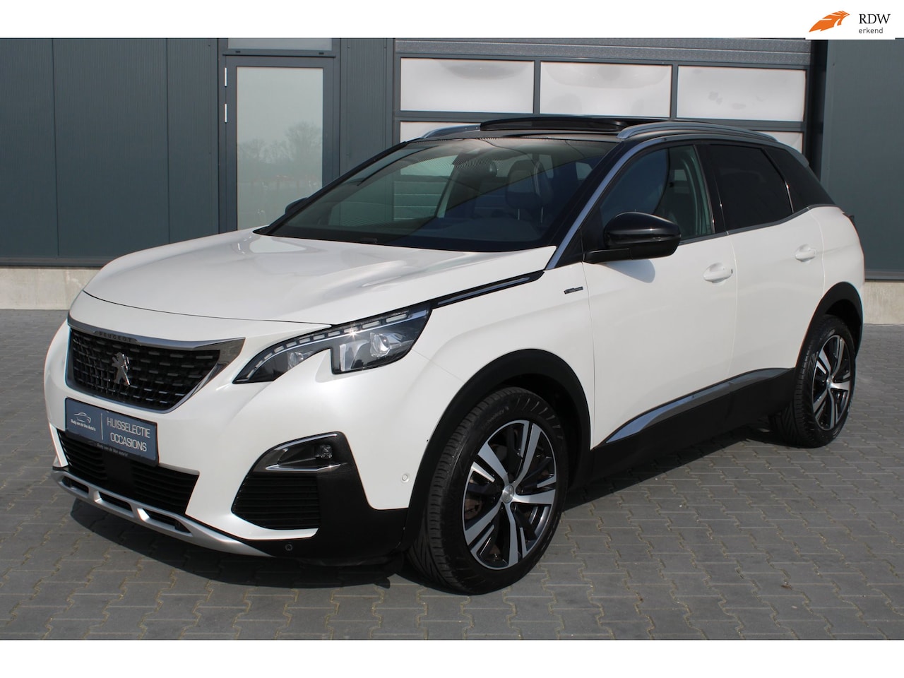 Peugeot 3008 - 1.2 PureTech GT Line Schuifdak - AutoWereld.nl
