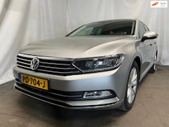 Volkswagen Passat Variant - 1.6 TDI Highline SCHADEAUTO