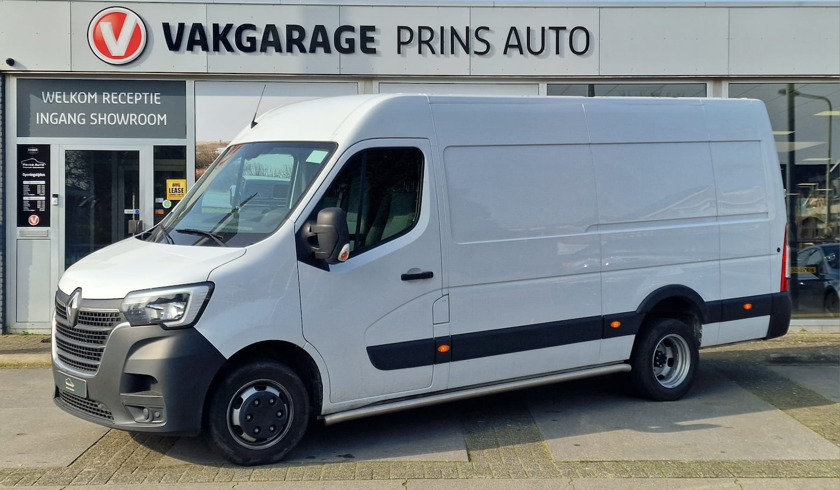 Renault Master - T35 2.3 dCi 165 L3H2 DL Energy Comfort |L3H2|AIRCO|CRUISE|R-LINK MEDIA|LED|P-SENSOR ACHTER - AutoWereld.nl