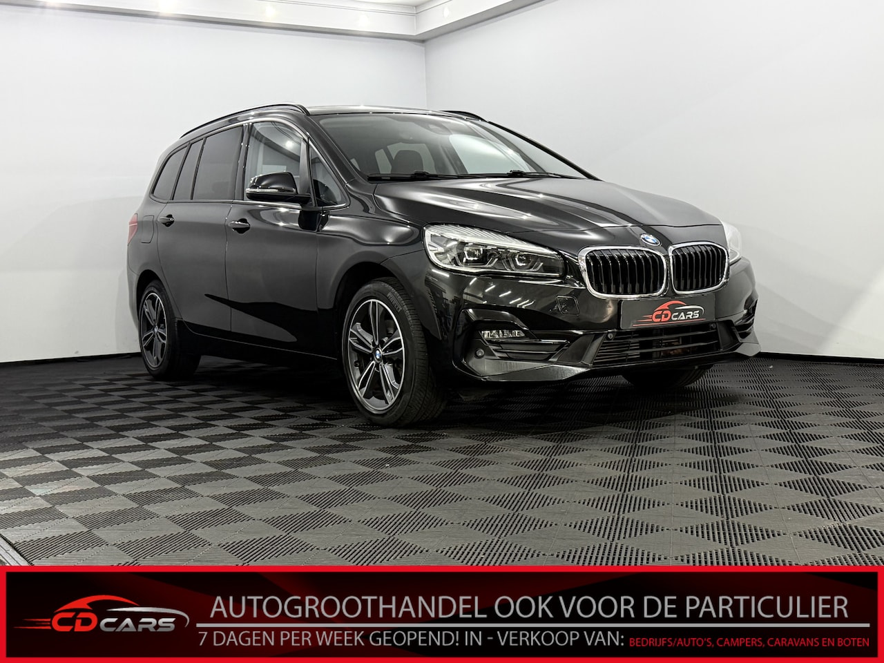 BMW 2-serie Gran Tourer - 216i 7p. High Executive Camera, Half leder, Navi, Memory stoelen, Elektrische achterklep, - AutoWereld.nl