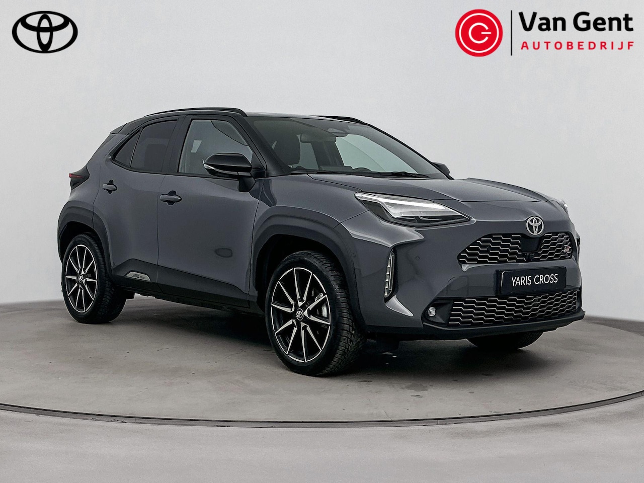 Toyota Yaris Cross - 1.5 Hybrid 130 GR SPORT | Dodehoek | Head-up display | Parkeersensoren voor/achter | Stoel - AutoWereld.nl