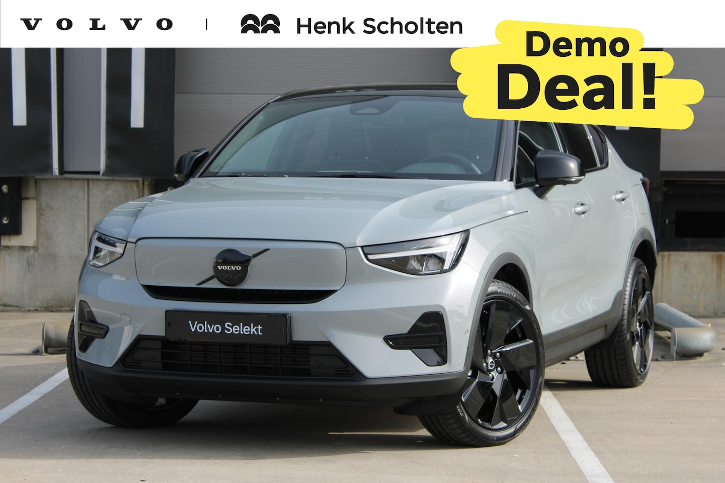 Volvo EC40 - Single Motor Extended Range Ultra Black Edition | Demo Deal | Panoramadak | Verwarmbare vo - AutoWereld.nl