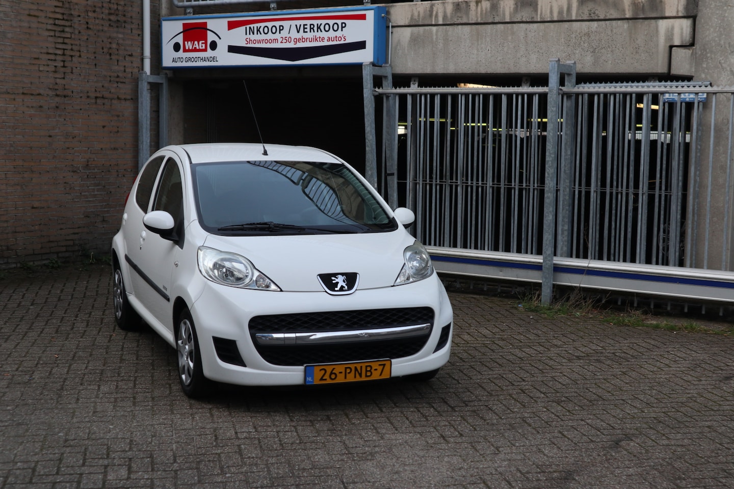 Peugeot 107 - 1.0-12V Millesim 200 1.0-12V Millesim 200 - AutoWereld.nl