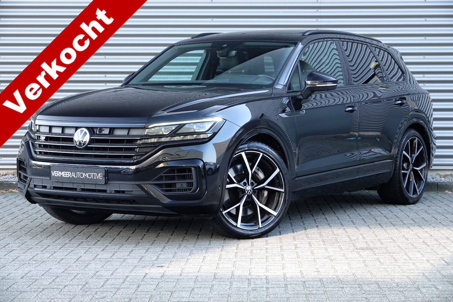 Volkswagen Touareg - 3.0 Tsi 4MOTION R | Pano | Nachtzicht | Trekhaak | Massage | Ventilatie | HUD | ACC | - AutoWereld.nl