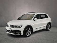 Volkswagen Tiguan - Highline Business R 1.5 TSI 150pk DSG Automaat Panoramadak, Adaptive cruise control, Achte
