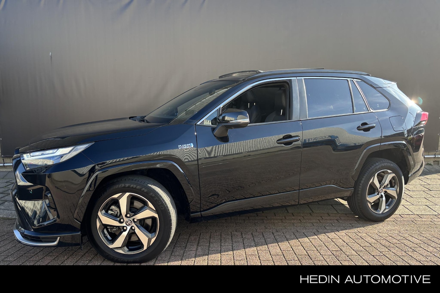 Toyota RAV4 - 2.5 Plug-in Hybrid AWD Business | 360 Camera | BLIS dodehoekdetectie | Stoelverwarming | P - AutoWereld.nl