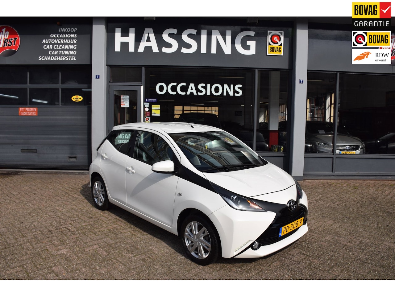 Toyota Aygo - 1.0 VVT-i x-now 1.0 VVT-i x-now, Led, Blue-tooth, A. uitrij camera, Touch screen, Apple Carplay , Cruise c - AutoWereld.nl
