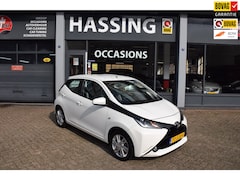 Toyota Aygo - 1.0 VVT-i x-now, Led, Blue-tooth, A. uitrij camera, Touch screen, Apple Carplay , Cruise c