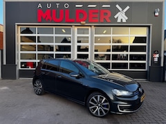 Volkswagen Golf - 1.4 TSI GTE / PANODAK / NAVI / AUTOMAAT / CAMERA / CRUISECONTROL / PDC / LED / LAGE KMS
