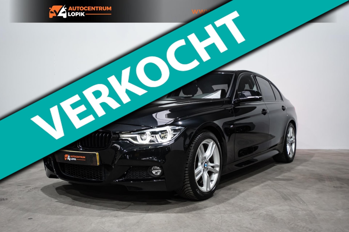 BMW 3-serie - 318i M Sport *Apple CarPlay* NAP*Alcantara - AutoWereld.nl