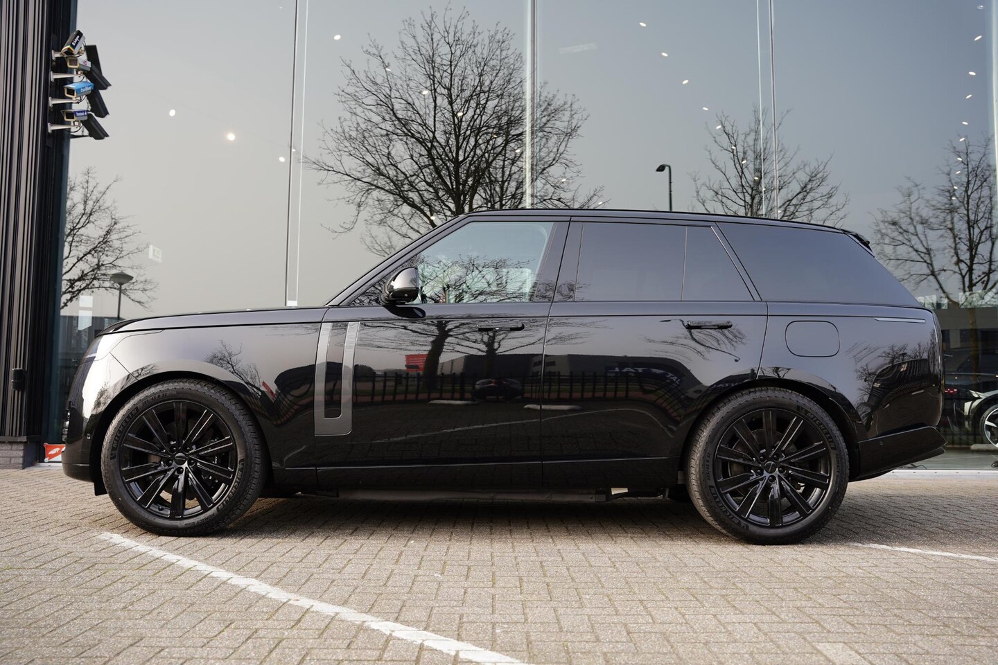 Land Rover Range Rover - P550 E Autobiography GERESERVEERD - AutoWereld.nl