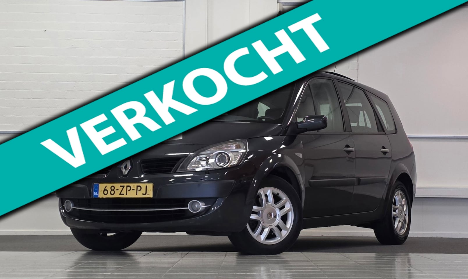 Renault Grand Scénic - 2.0i 16V Tech Line Automaat Trekhaak 2e Eigenaar Pano Mooi! - AutoWereld.nl