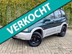 Suzuki Grand Vitara - 2.5 V6 Automaat 4x4 Trekhaak Airco 4 NW Banden NW APK Bij Aflevering