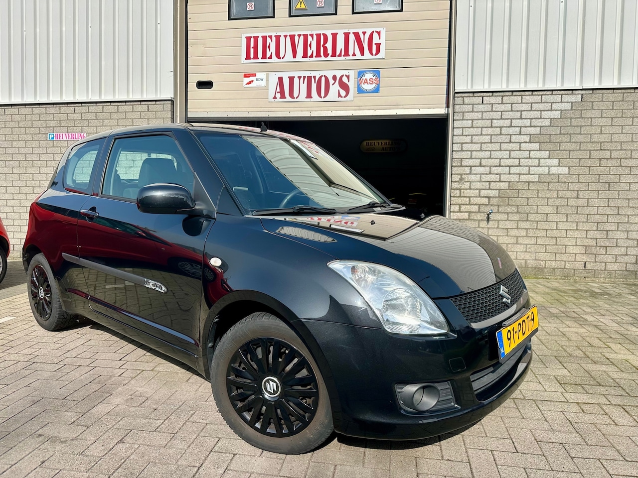 Suzuki Swift - 1.5 Exclusive | Airco | Nieuwe APK - AutoWereld.nl
