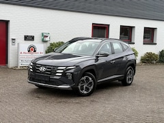 Hyundai Tucson - 1.6 T-GDi PHEV 252pk 2WD Aut Comfort/ Nieuwe voorraad auto met 8500 euro voordeel/ Adaptie