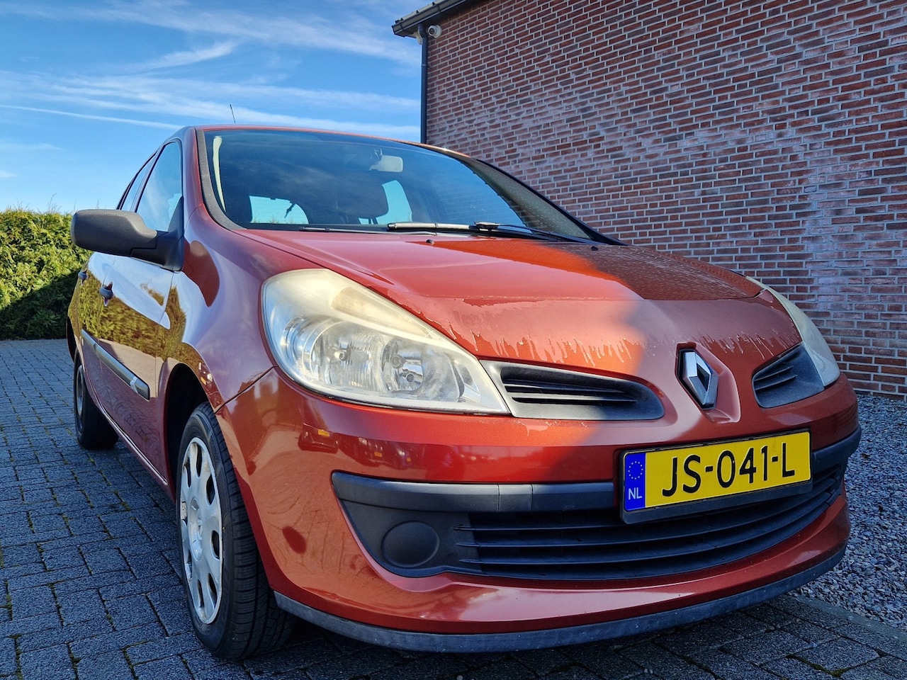 Renault Clio - 1.2-16V Authentique 1.2-16V Authentique - AutoWereld.nl