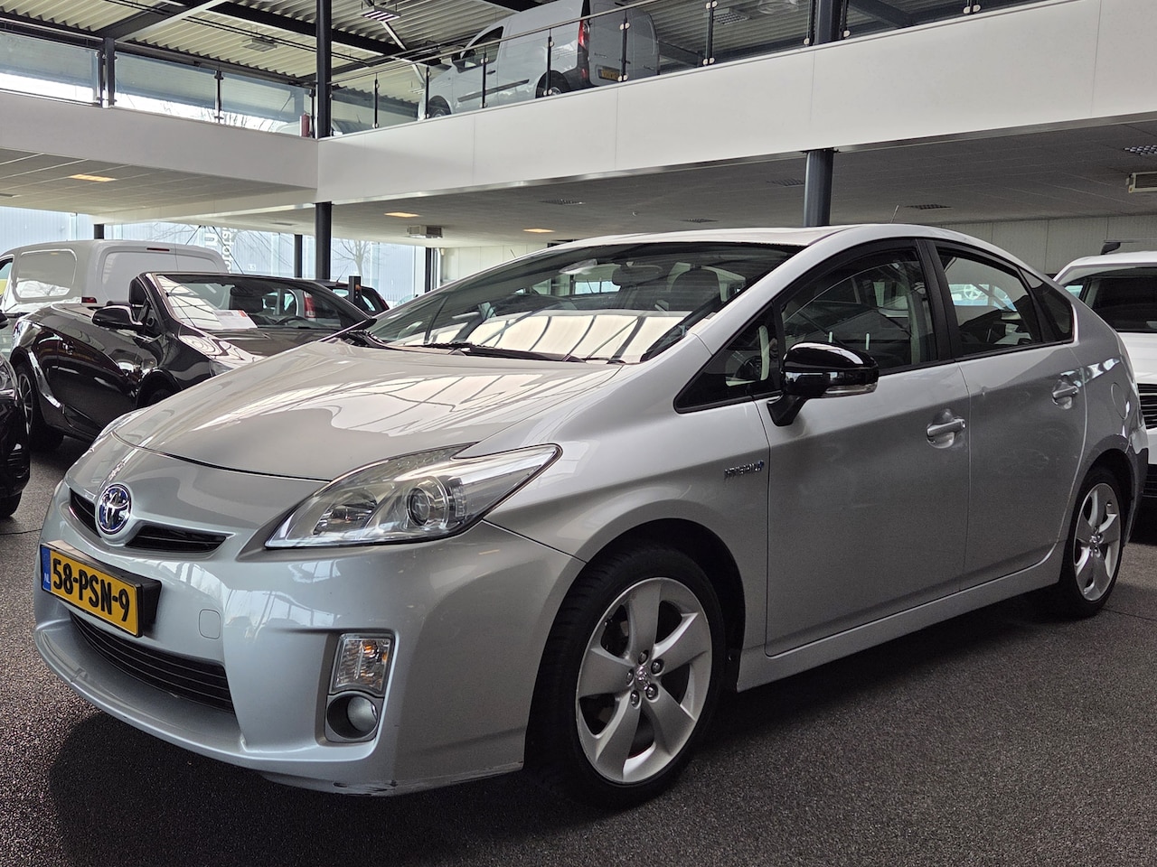 Toyota Prius - 1.8 Aspiration 1.8 Aspiration - AutoWereld.nl