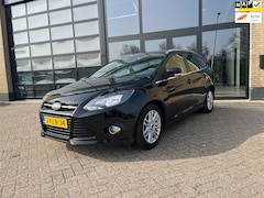 Ford Focus Wagon - 1.0 EcoBoost Titanium, Navi, Trekhaak, Led