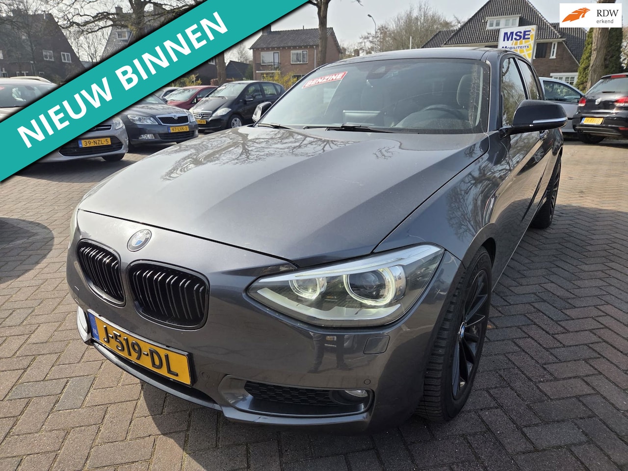 BMW 1-serie - 116i Business+ NETTE AUTO RIJDT EN SCHAKELT GOED - AutoWereld.nl