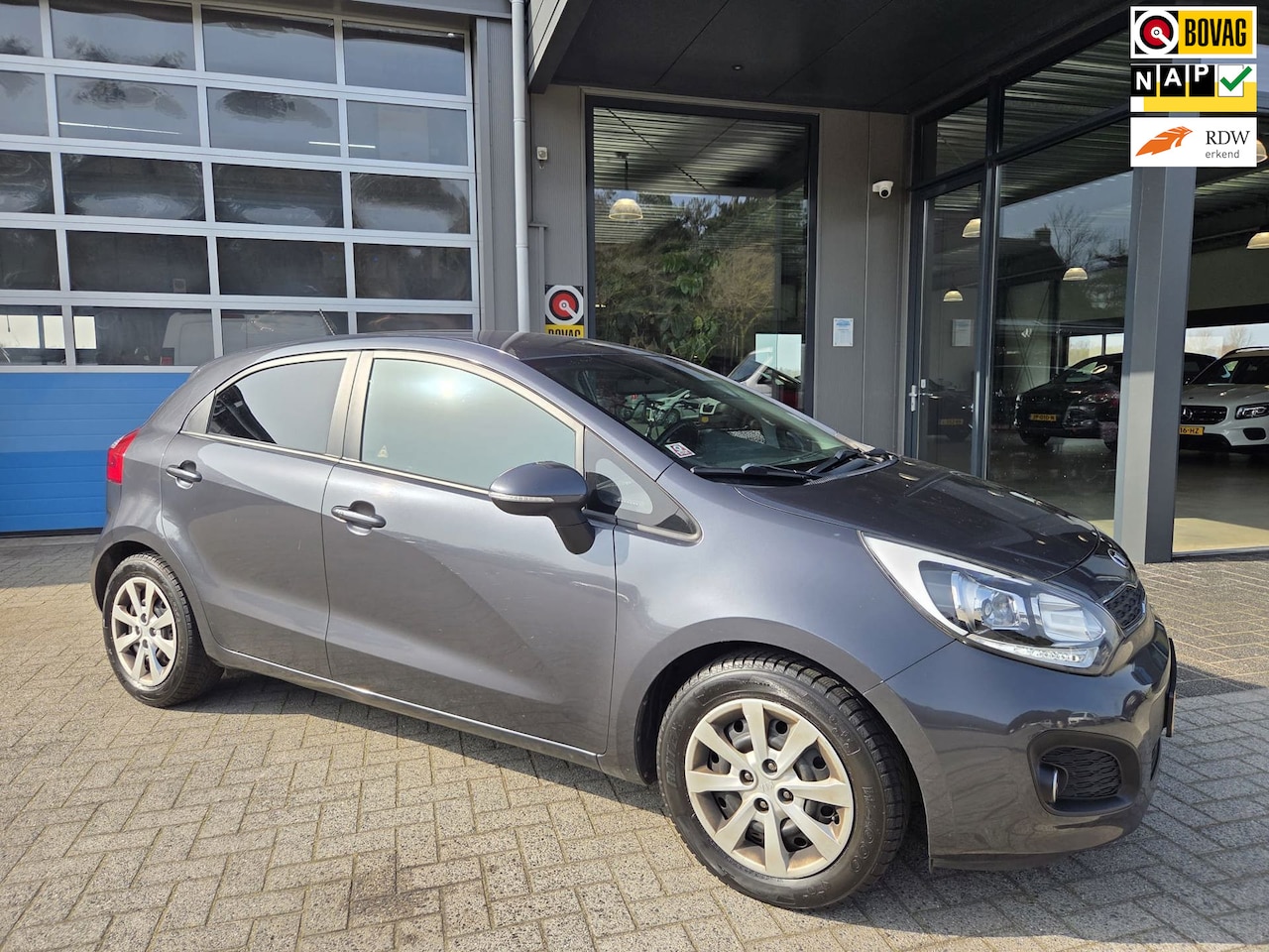 Kia Rio - 1.2 CVVT Super Pack Navigatie/telefoon - AutoWereld.nl