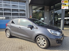 Kia Rio - 1.2 CVVT Super Pack Navigatie/telefoon