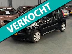Peugeot 107 - 1.0-12V XS Nieuwe APK NAP Airco
