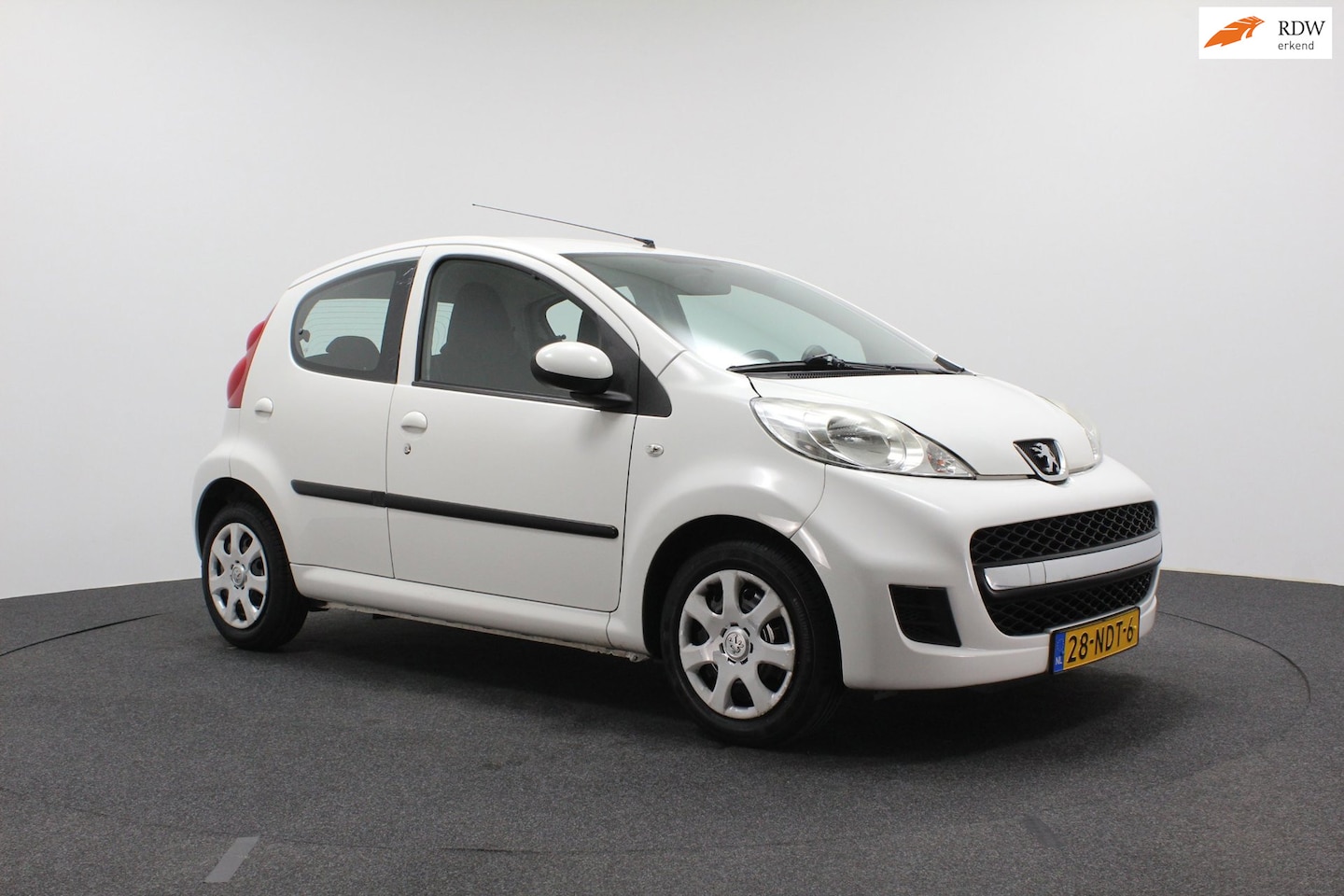 Peugeot 107 - 1.0-12V XS | Airco | APK 03-2027 | Elektrische ramen - AutoWereld.nl