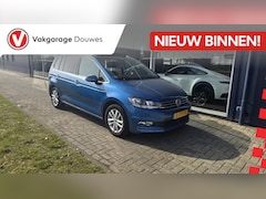 Volkswagen Touran - 1.4 TSI Highline 7p |ACC|PANO|Automaat|Trekhaak