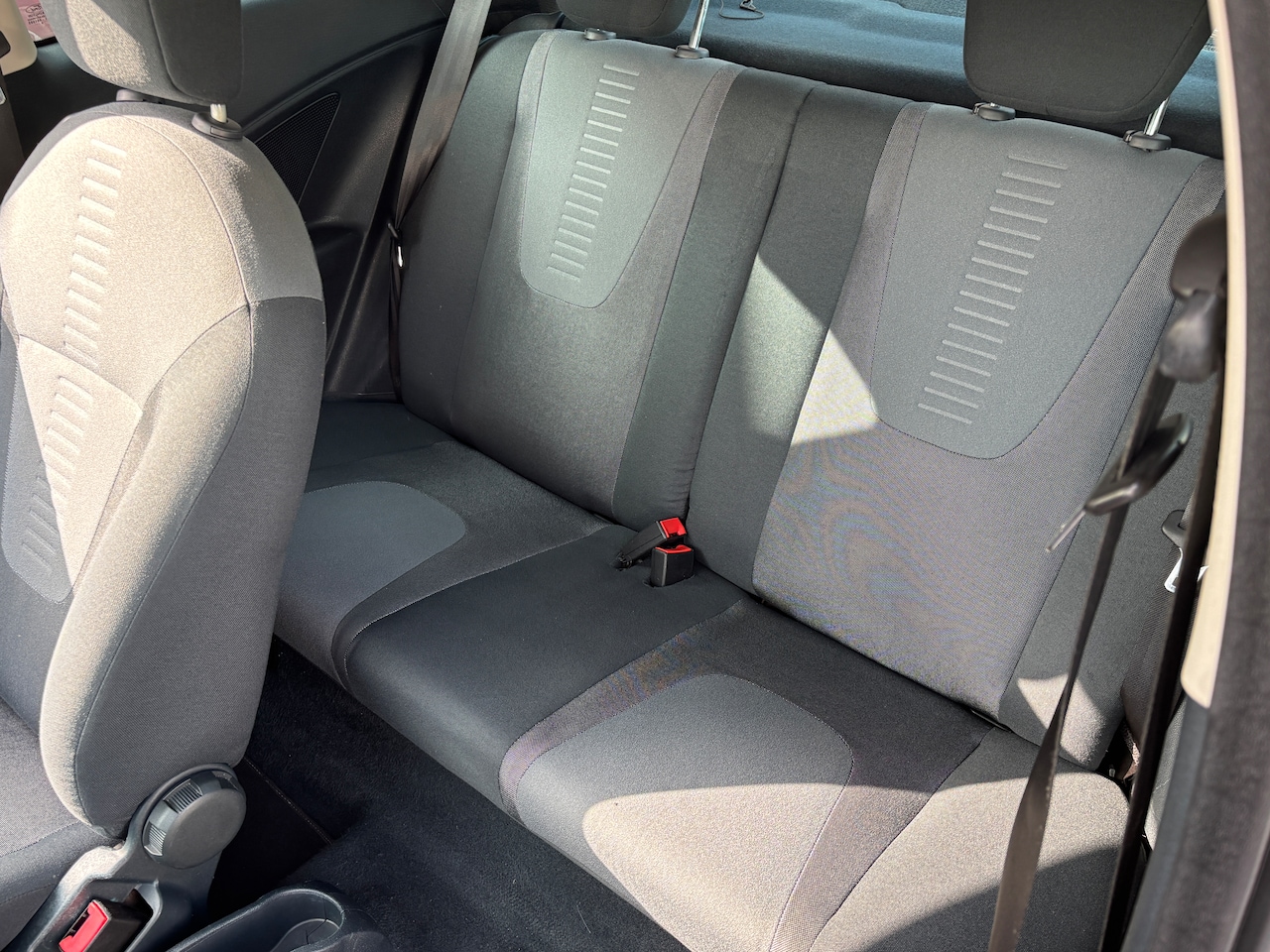 Ford Ka - 1.2 Titanium | Airco. El ramen. Lm velgen.