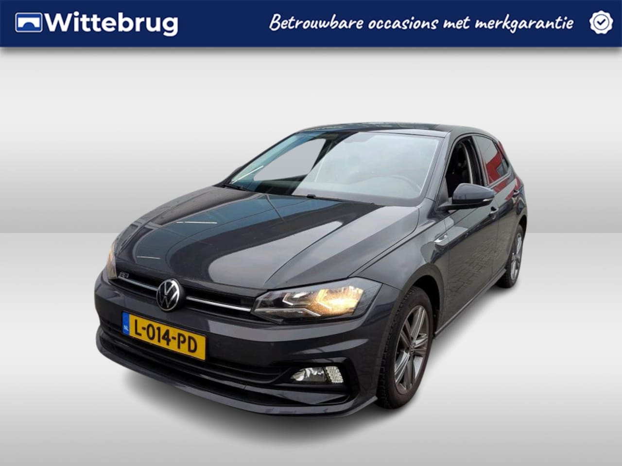 Volkswagen Polo - 1.0 TSI R-Line Edition Multimedia App-connect / Parkeersensoren / Clima / 16"LM velgen / R - AutoWereld.nl