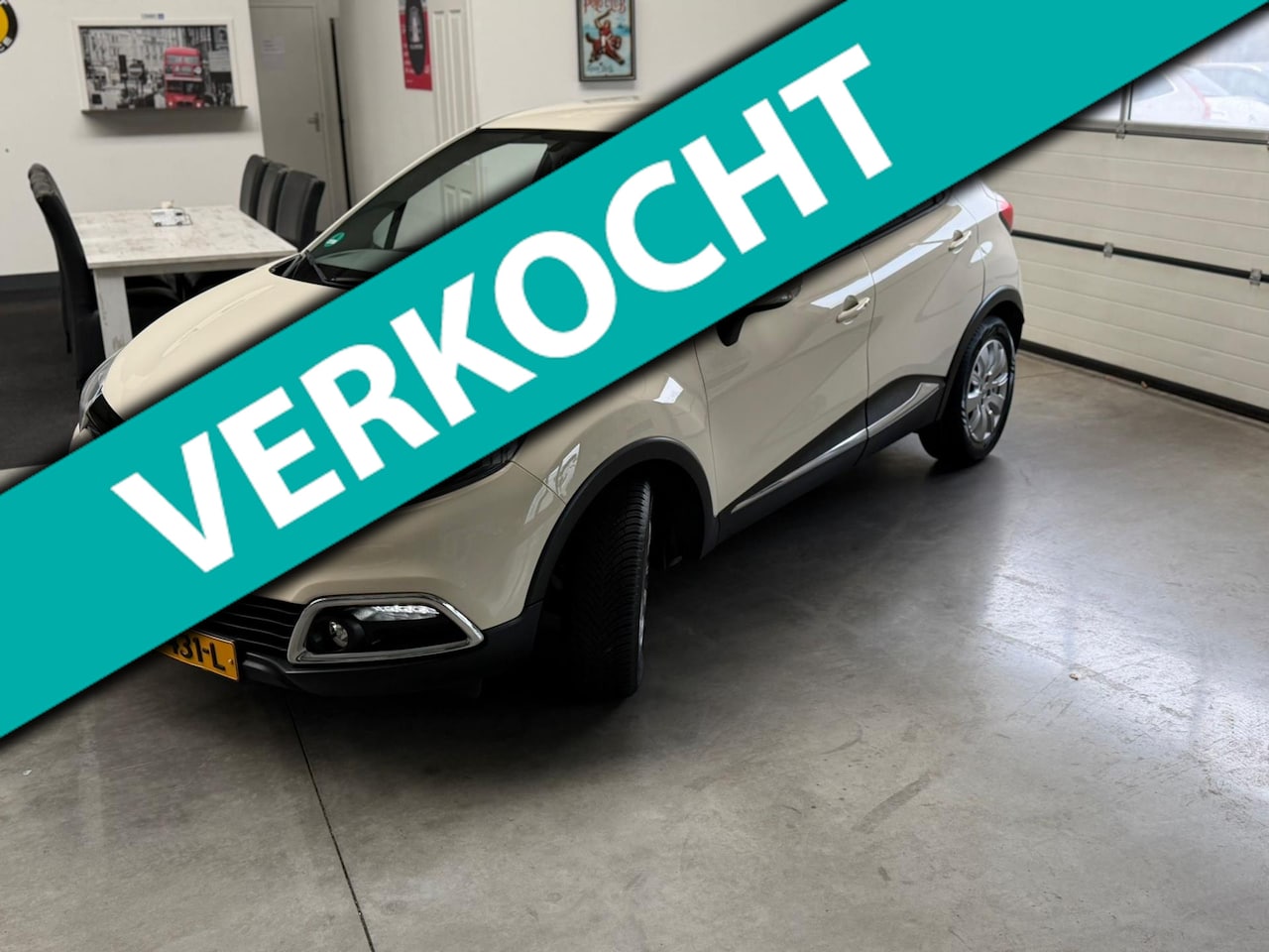 Renault Captur - 0.9 TCe Expression NAVI AIRCO NETTE AUTO - AutoWereld.nl