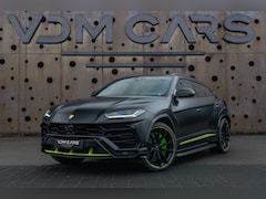 Lamborghini Urus - 4.0 V8 Graphite Capsule | 4-Seat | Carbon | Nero Noctis Matt | Panorama | B&O | Night Visi