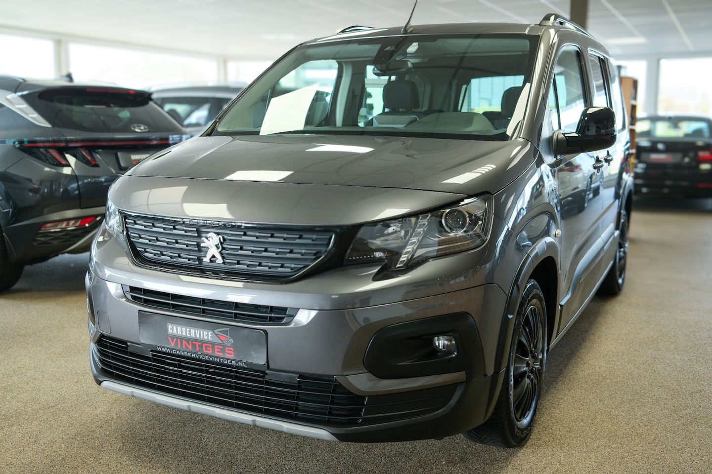 Peugeot Rifter - 1.2 Puretech GT Lane assist, Cruise, Automaat, Camera, PDC, Trekhaak! - AutoWereld.nl
