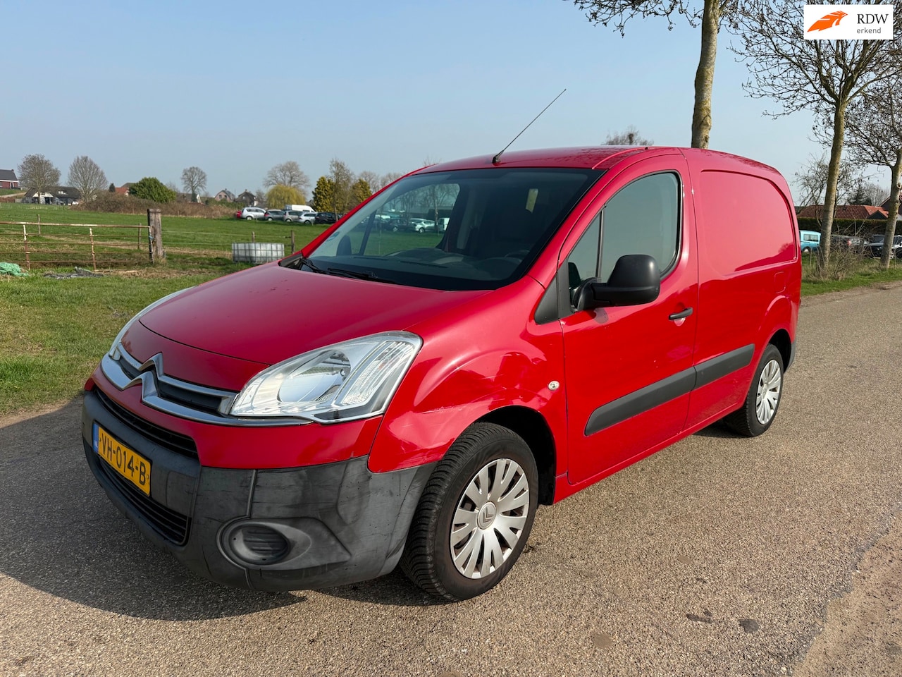 Citroën Berlingo - 1.6 HDI 500 Club Economy Airco/1e Eigenaar/APK Nieuw! - AutoWereld.nl