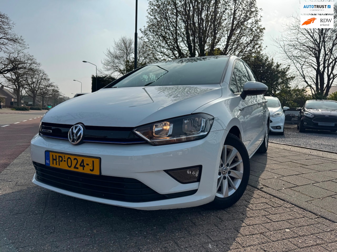 Volkswagen Golf Sportsvan - 1.0 TSI A-C Elek Pakket Navi Cruise Pdc - AutoWereld.nl
