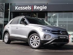 Volkswagen T-Roc - 1.5 TSI Style Bi-tone Virtual LED Camera Navi CarPlay