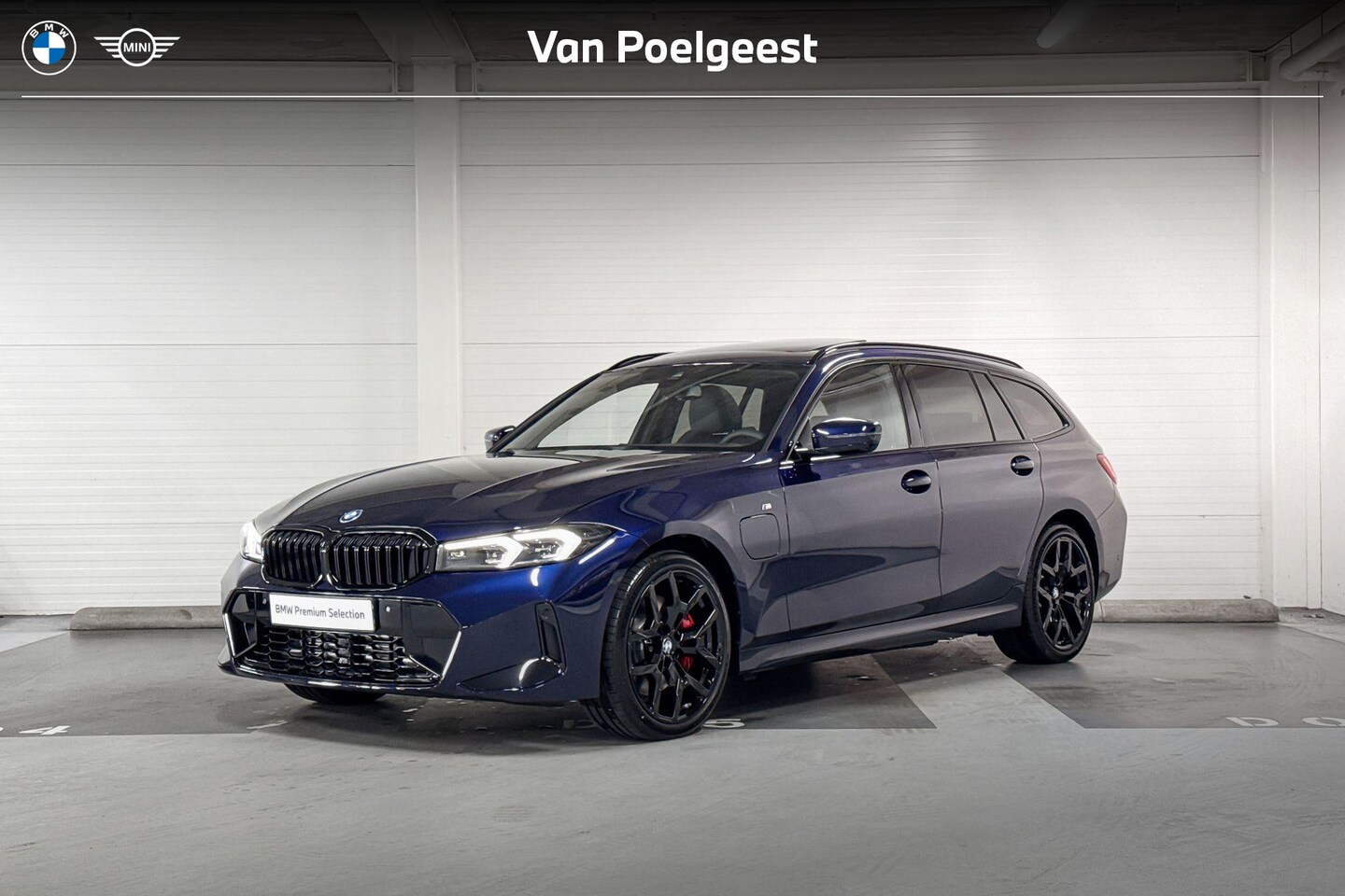 BMW 3-serie Touring - 330e | M-Sport Pro | Comfort Pack | Panoramadak | Comfort Access - AutoWereld.nl