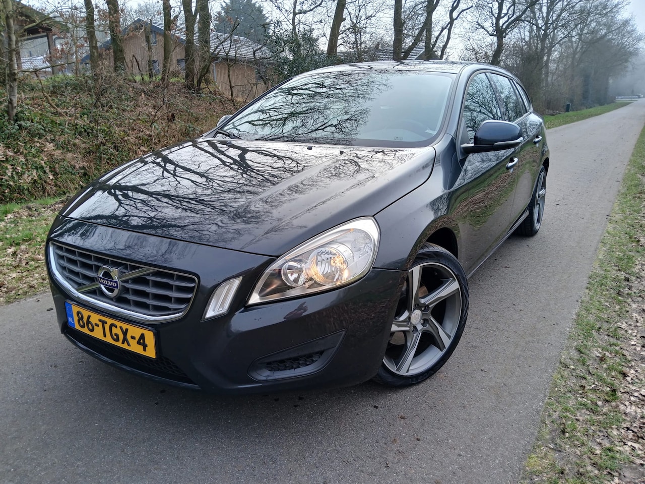 Volvo V60 - 1.6 T3 Kinetic |CRUISE+AIRCO| - AutoWereld.nl
