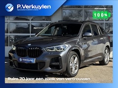 BMW X1 - xDrive25e High Executive M SPORT | PANORAMA | TREKHAAK | DRIVING ASS. PLUS | LEDER | KEYLE