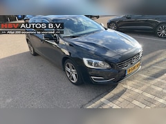 Volvo V60 - 2.4 D6 AWD Plug-In Hybrid Summum