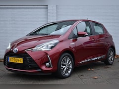 Toyota Yaris - 5-deurs 1.5 Hybrid Executive Automaat 100pk | Achteruitrijcamera | Trekhaak | Cruise contr
