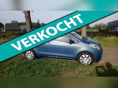 Toyota Yaris - 1.0 VVTi