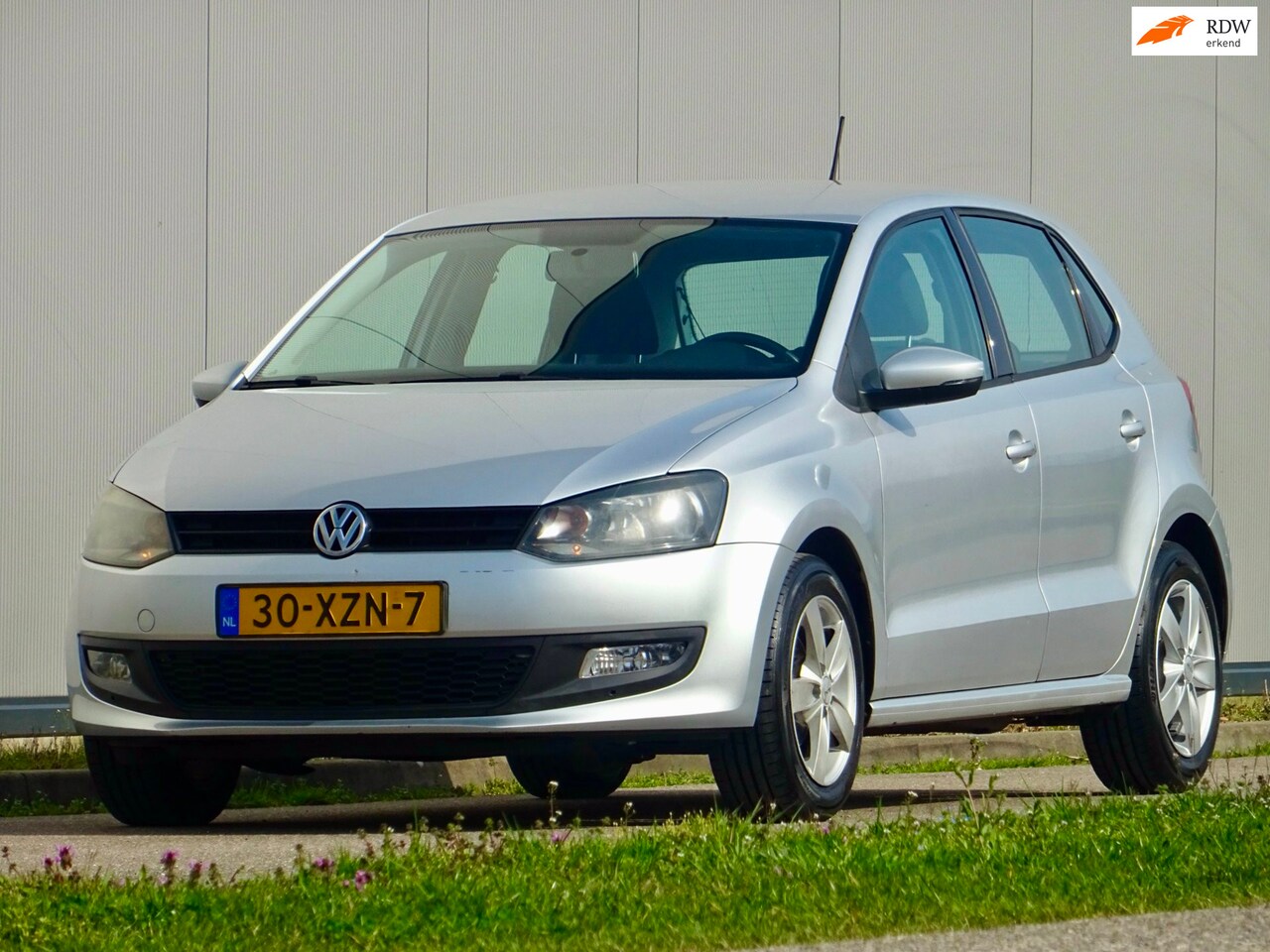 Volkswagen Polo - 1.4 16V Highline | 5-Drs | LPG G3 GAS | UNIEK | - AutoWereld.nl