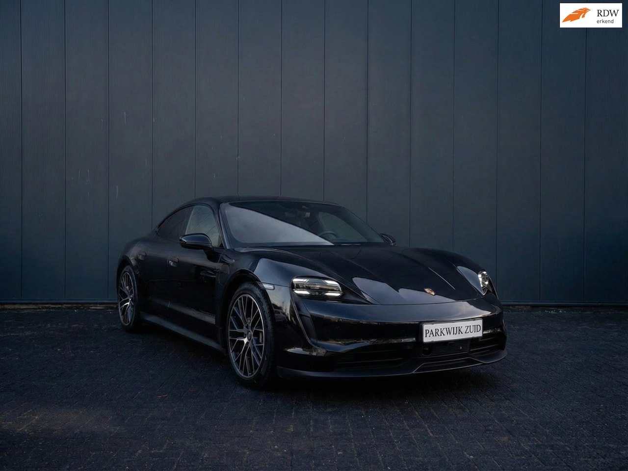 Porsche Taycan - 4S 79 kWh - AutoWereld.nl